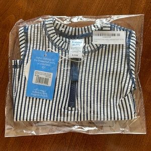 NWT Ruffle Butts (rugged butts) navy seersucker rash guard size 6-12M